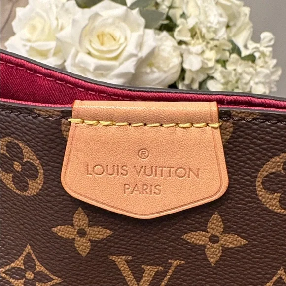 Authentic Louis Vuitton classic monogram Graceful Pm hobo bag in peony - Picture 5 of 16